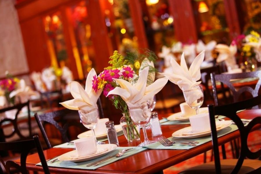 Tiệc tất niên cuối năm